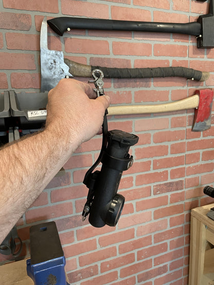 90 Degree Light Holder