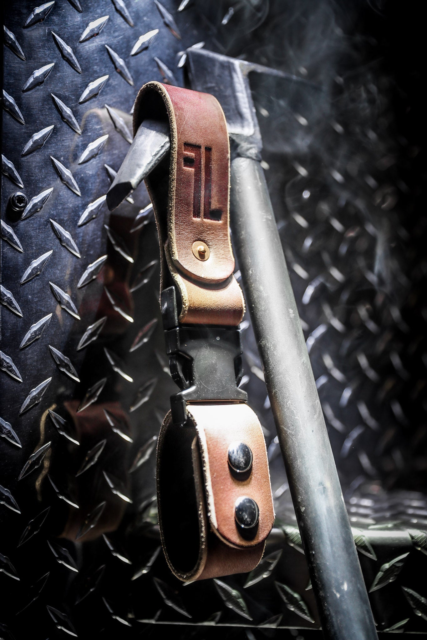 TIC/Box Light Strap